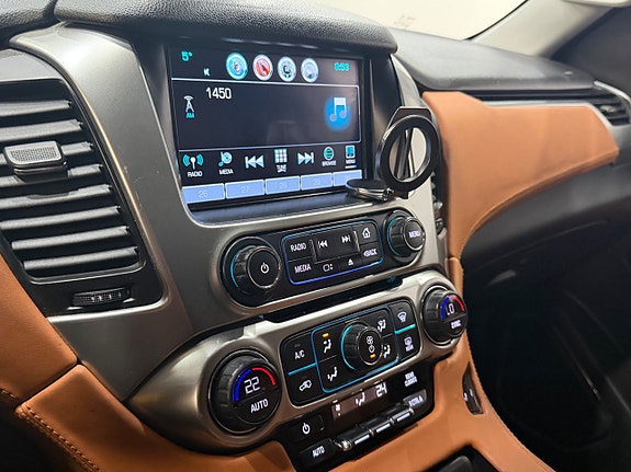 Chevrolet Tahoe 12 of 16