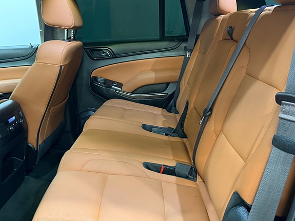 Chevrolet Tahoe 6 of 16