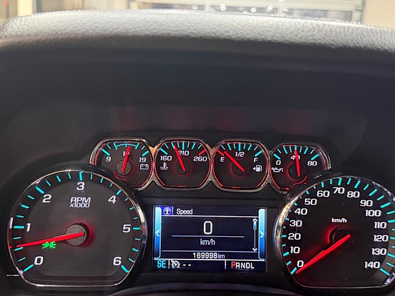 Chevrolet Tahoe 11 of 16