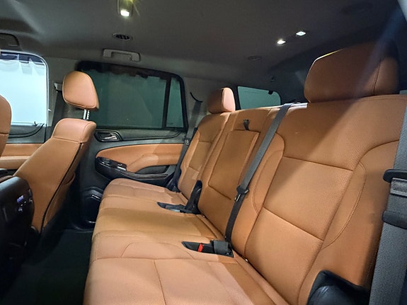 Chevrolet Tahoe 7 of 16
