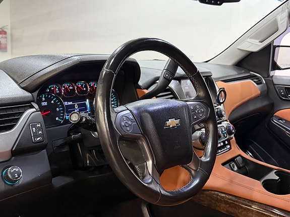 Chevrolet Tahoe 8 of 16
