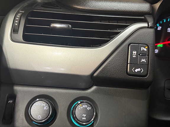Chevrolet Tahoe 16 of 16