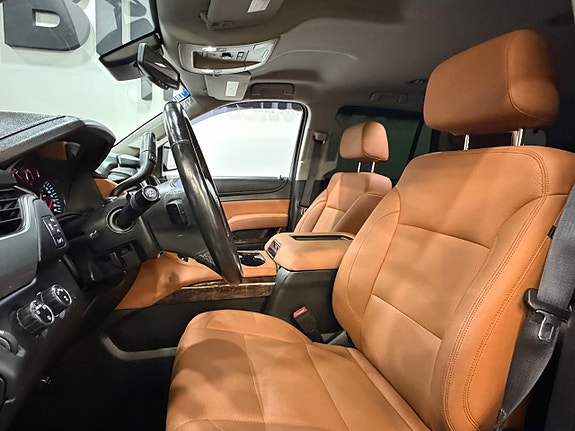 Chevrolet Tahoe 10 of 16