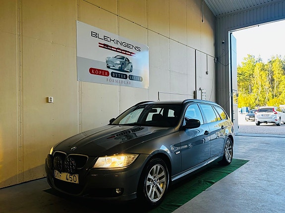 BMW 318d 14 of 19