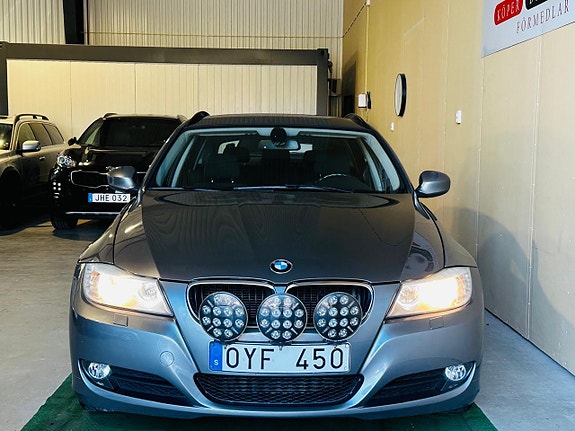 BMW 318d 2 of 19