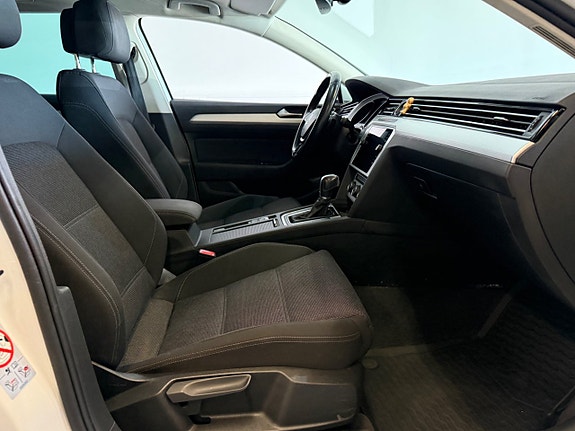 Volkswagen Passat 5 of 5