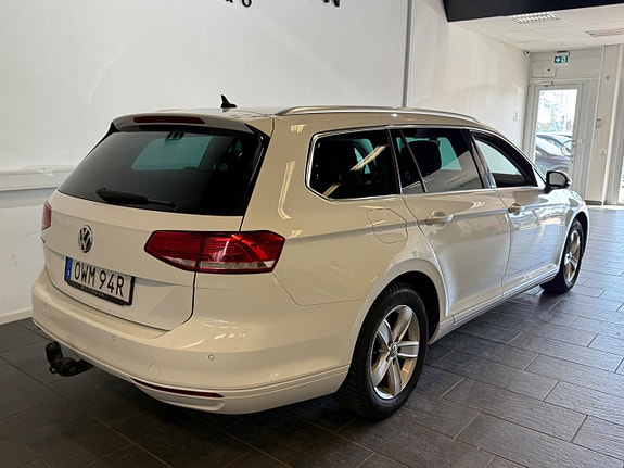 Volkswagen Passat 11 of 11