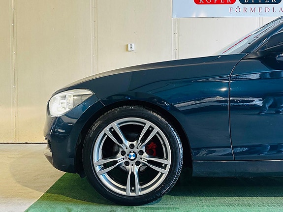 BMW 118d 14 of 18