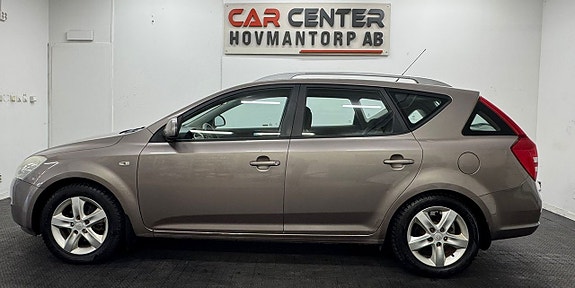Kia Ceed 2 of 17