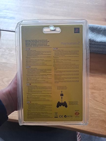 Product image 3 of 3