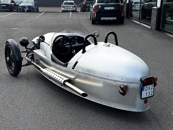 Morgan 3-wheeler 8 of 21