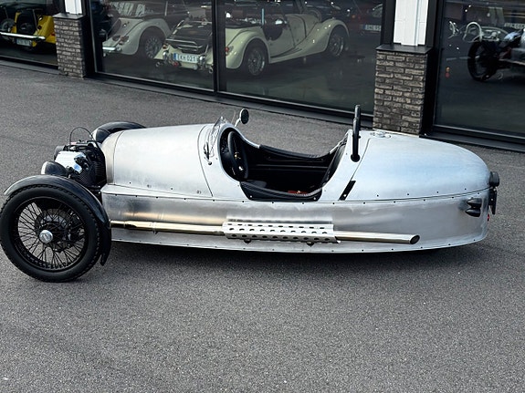 Morgan 3-wheeler 9 of 21