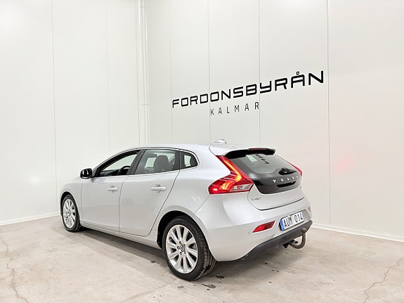 Volvo V40 5 of 5