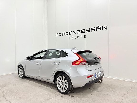 Volvo V40 7 of 22
