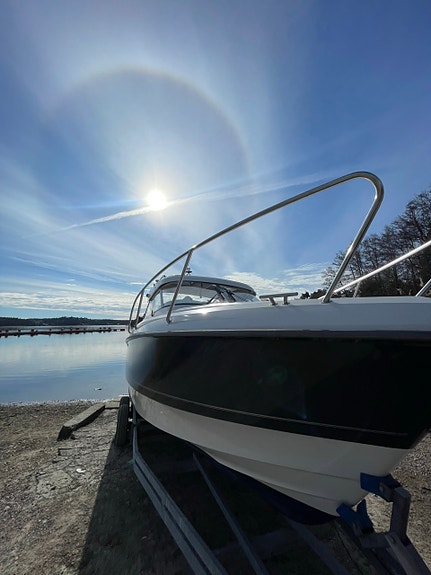 Flipper 705 HT 5.0 MPI 260 hk – Välutrustad, välvårdad och redo för nya äventyr! 3 of 14
