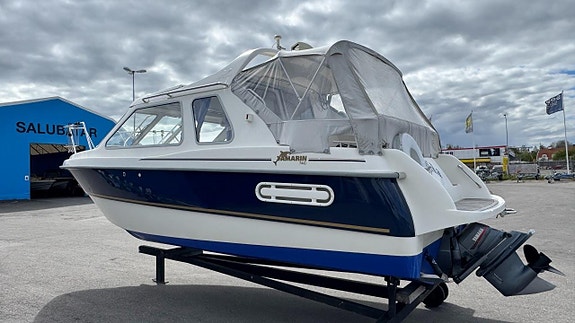 Yamarin 74C Yamaha 370 STI Diesel 3 of 17