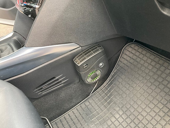 Peugeot 2008 25 of 27