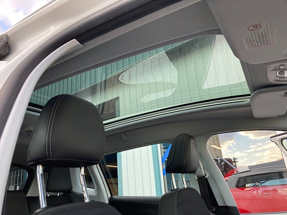 Peugeot 2008 26 of 27