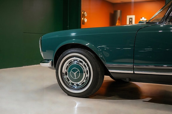 Mercedes-Benz 280 SL 5 of 5