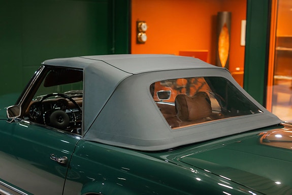 Mercedes-Benz 280 SL 10 of 30