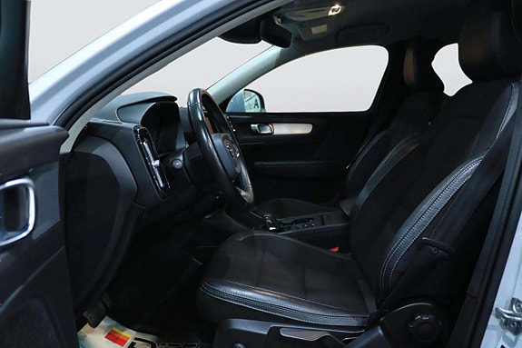 Volvo XC40 5 of 5
