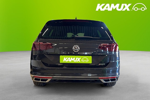 Volkswagen Passat 5 of 5