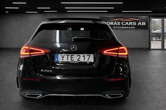 Mercedes-Benz A200 4 of 5
