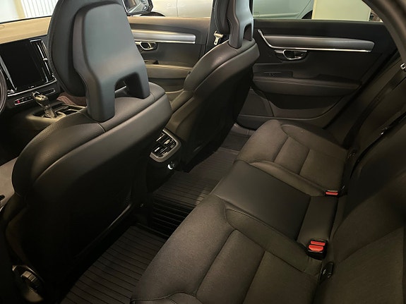 Volvo S90 6 of 6
