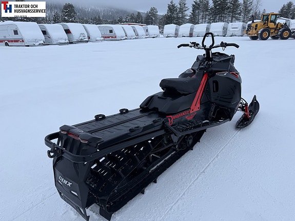 Lynx Boondocker 3900 RE 850 -19 4 of 8