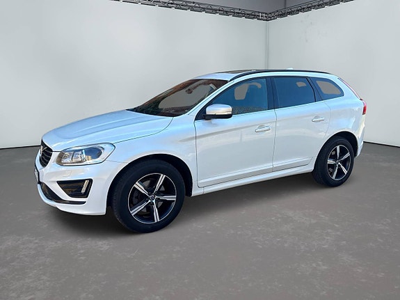 Volvo XC60 2 of 5