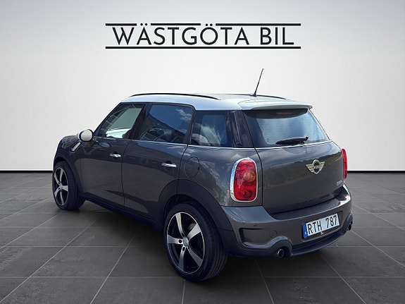 MINI Countryman Cooper S 4 of 5
