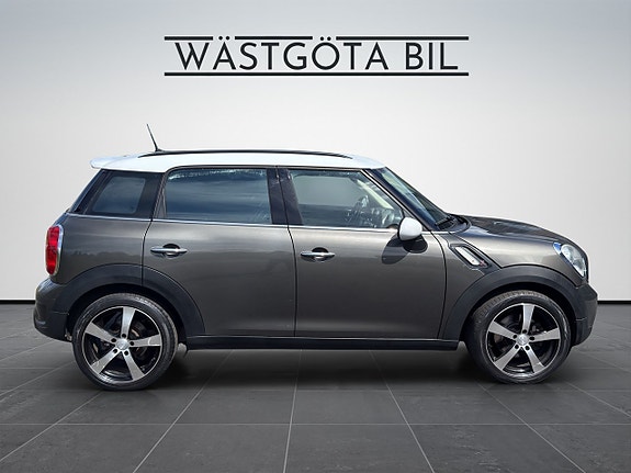 MINI Countryman Cooper S 7 of 22