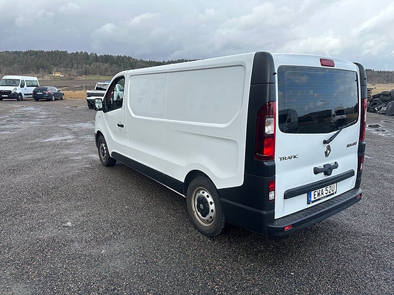 Renault Trafic 2 of 5
