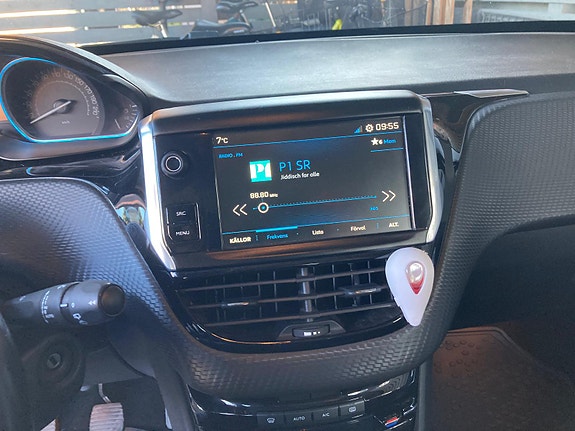 Peugeot 2008 7 of 8