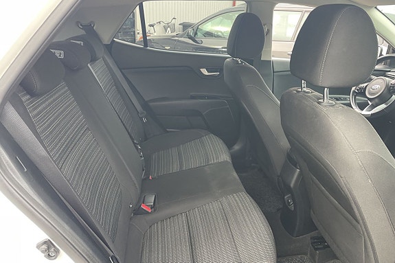 Kia Stonic 16 of 16