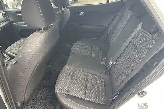 Kia Stonic 15 of 16