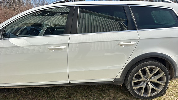 Volkswagen Passat Alltrack 5 of 5