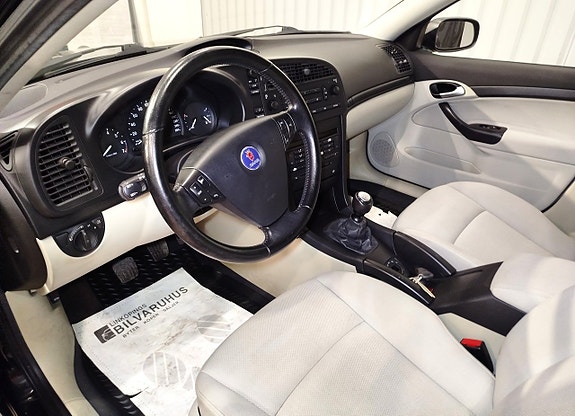 Saab 9-3 11 of 26