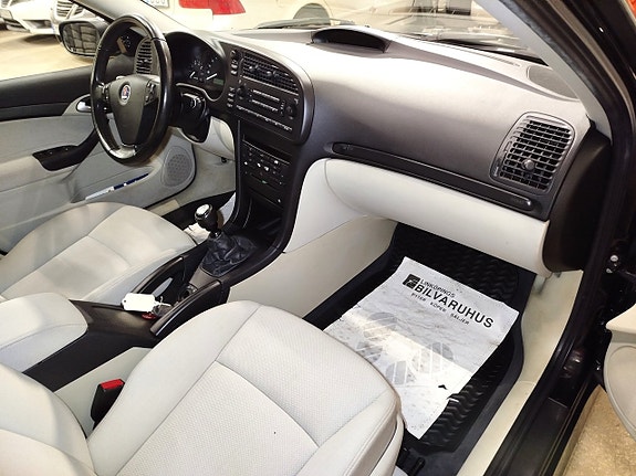 Saab 9-3 19 of 26