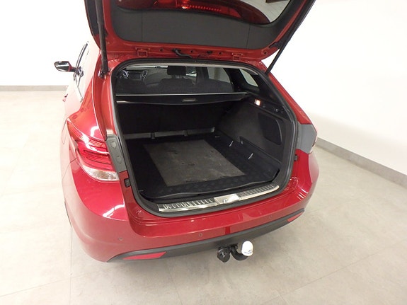 Hyundai i40 4 of 5