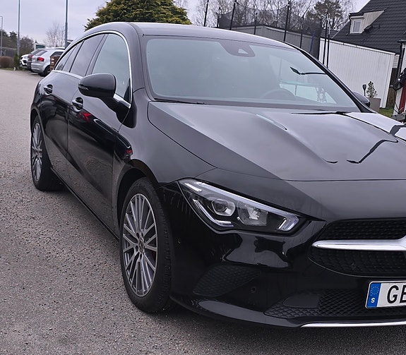 Mercedes-Benz CLA200 d 4 of 10