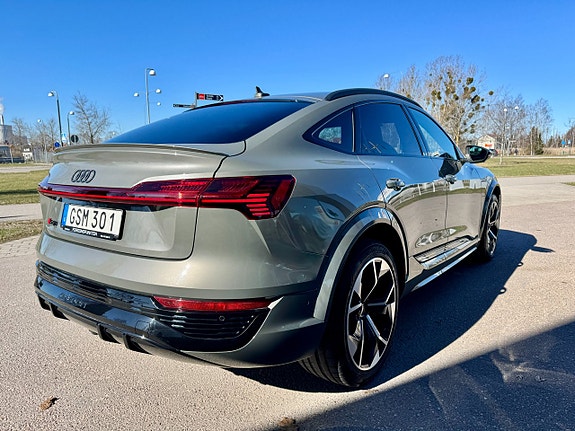 Audi SQ8 4 of 26