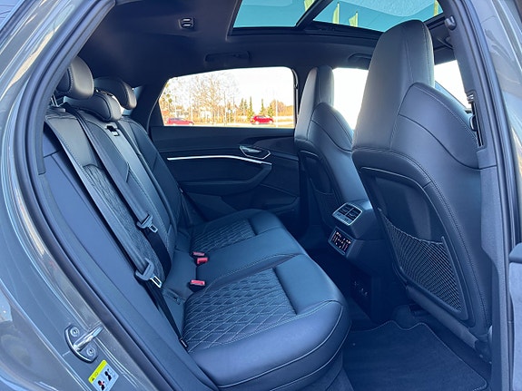 Audi SQ8 22 of 26