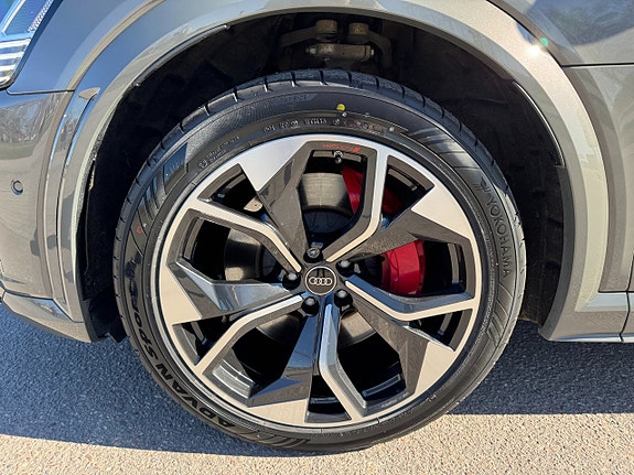 Audi SQ8 8 of 26