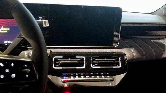Renault 5 E-Tech 12 of 12