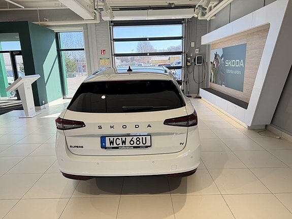 Skoda Superb 5 of 5