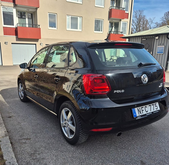 Volkswagen Polo 3 of 5