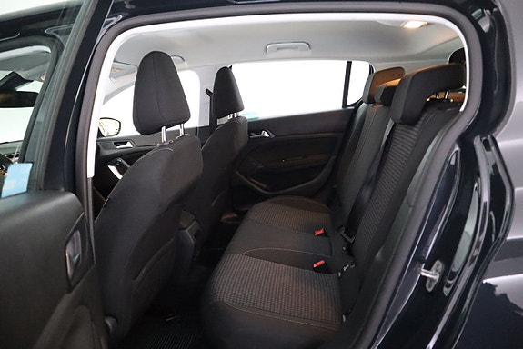 Peugeot 308 12 of 19