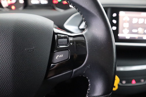 Peugeot 308 15 of 19