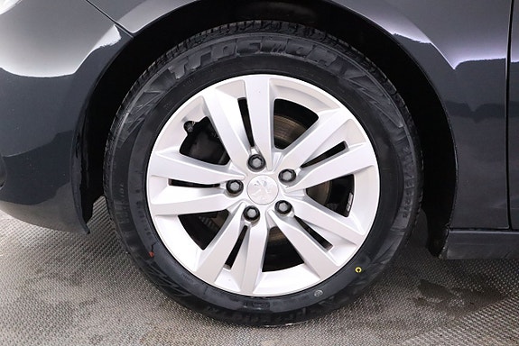 Peugeot 308 9 of 19